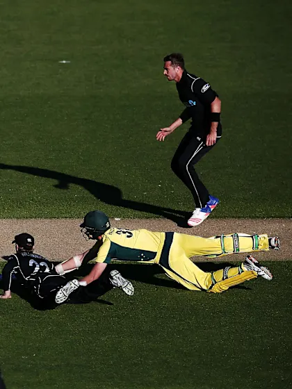 Stoinis left stranded as New Zealand prevents heist