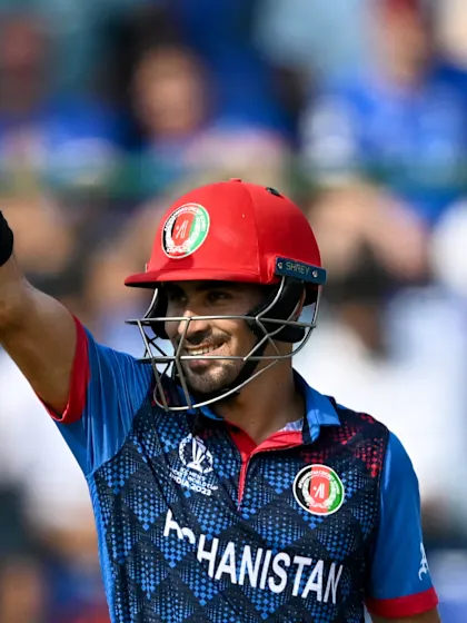 Rahmanullah Gurbaz flays Mark Wood with an upper cut six