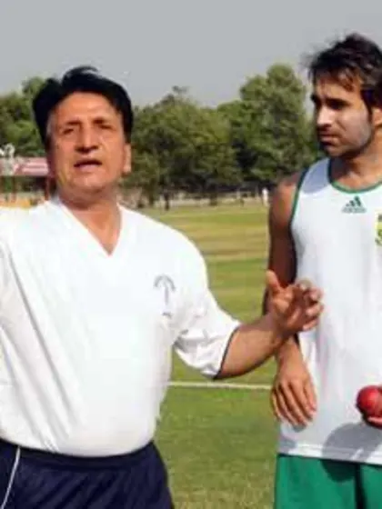 Tahir turns to Qadir ahead of England tour