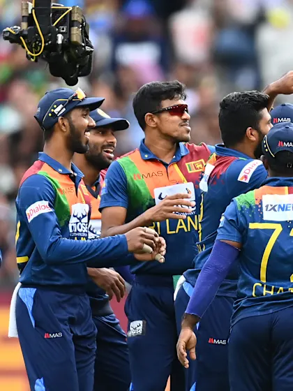 Sri Lanka hold their nerves to win final T20I
