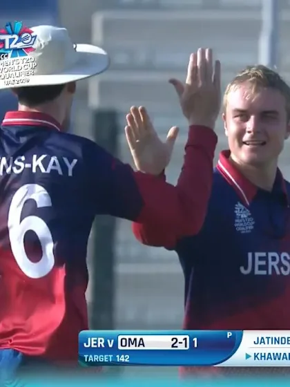 T20WCQ: OMA v JSY – Dominic Blampied reduces Oman to 6/3
