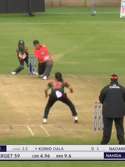 ICC T20WC Qualifier: BAN v PNG - Konio Oala hits a massive six