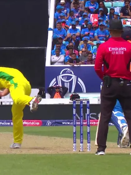 CWC19: IND v AUS - Hardik Pandya dropped by Alex Carey