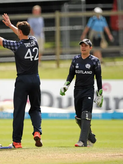 Pacers send Scotland through to final