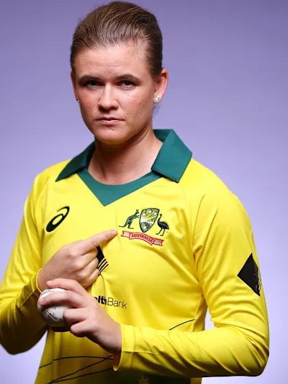 Jonassen grabs fourth position among bowlers in women's T20I rankings