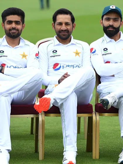 Logo of Pakistan stalwart announces retirement from international cricket
