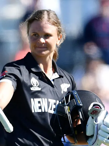 Bates slams century as New Zealand win big against Pakistan
