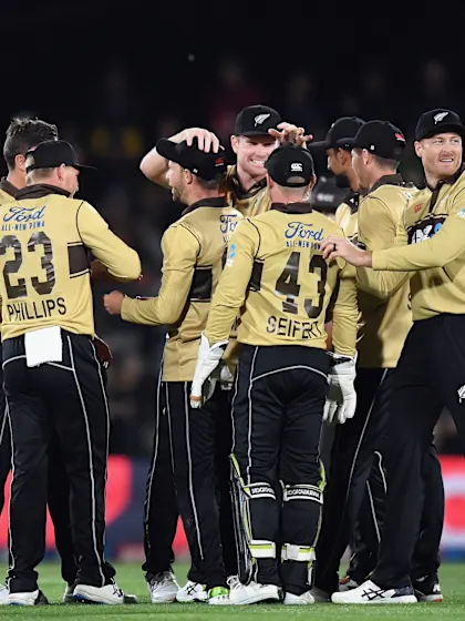 Conway the star as New Zealand brush aside Australia in T20I opener