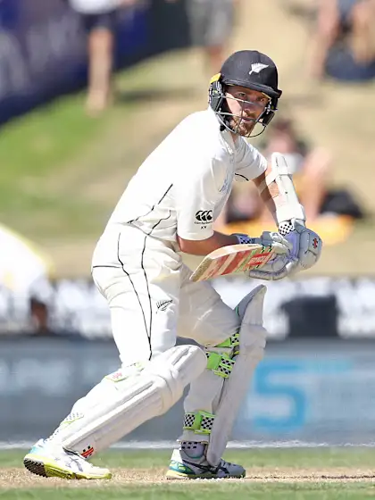 Williamson closes in on Kohli at top of Test rankings