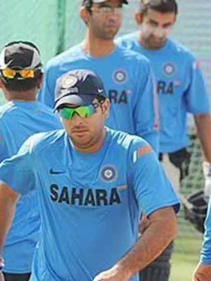 India look to Yuvraj to boost batting against Australia