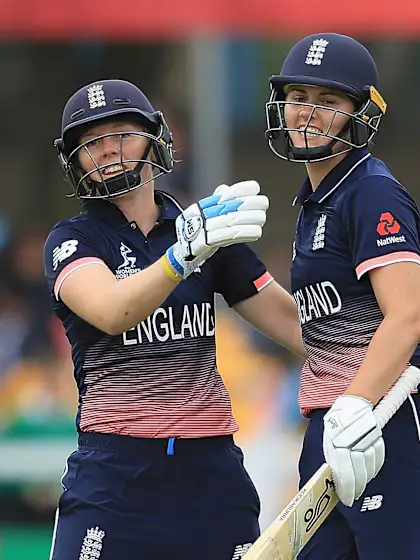 England beat Pakistan after Sciver and Knight centuries