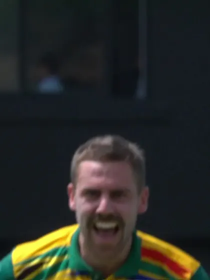 Logo of Harry Brook - Wicket - England vs South Africa
