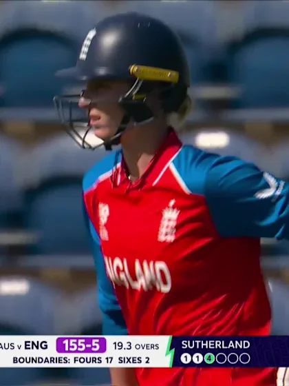 Freya Kemp - Wicket - England vs Australia