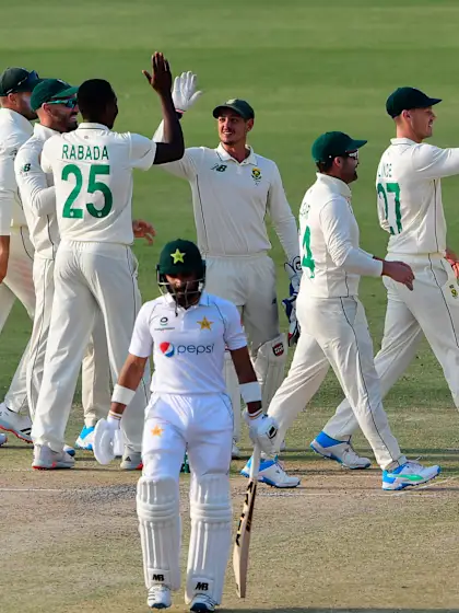 South Africa seize opening day honours after Pakistan slide