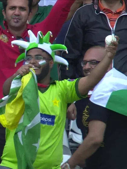 CWC_2019_MATCH6_PAK_FAN_REACTION_2