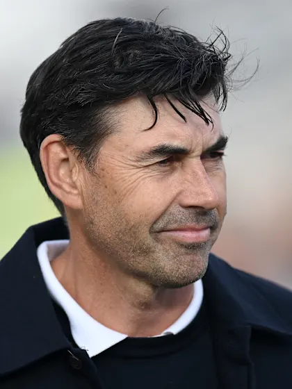 New Zealand great and IPL coach wins England coaching role