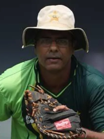 Pakistan can get to the top of world rankings: Waqar