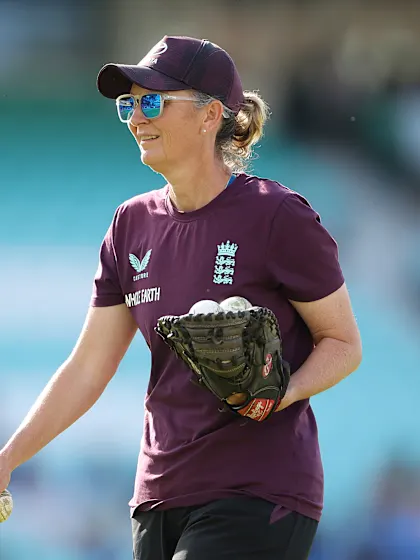 Edwards heaps praise on Ecclestone before home T20 World Cup