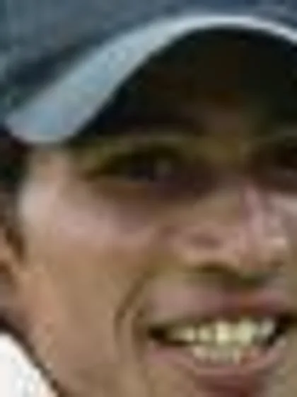 Match referee speaks to Aamer about future conduct