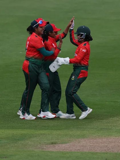 Rabeya Khan castles Babette de Leede | Women's T20WC 2026