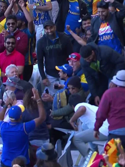 Logo of SIX: Dasun Shanaka hits hard into the crowd | T20WC 2022