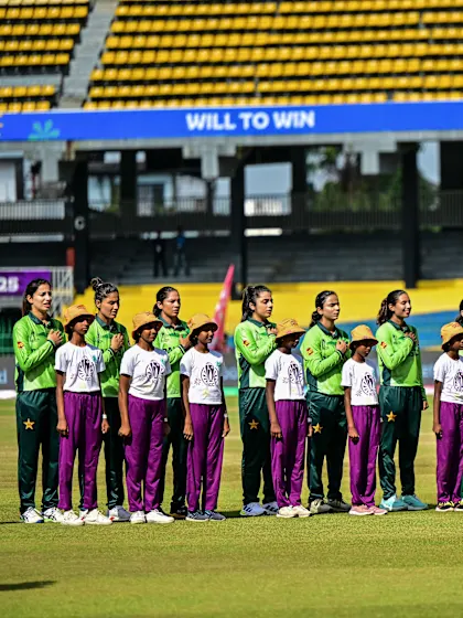 Pakistan players belt out the national anthem | CWC25 