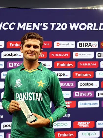 Brilliant Afridi etches name into Pakistan folklore with breath-taking new ball spell