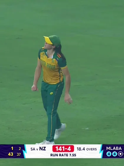 Logo of Melie Kerr - Wicket - South Africa vs New Zealand