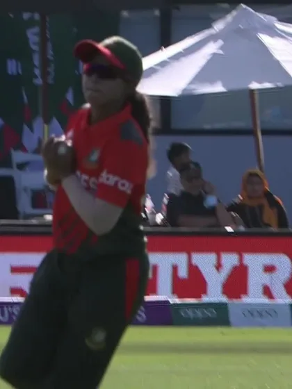 Logo of WICKET: Maroof hits high but straight to a fielder