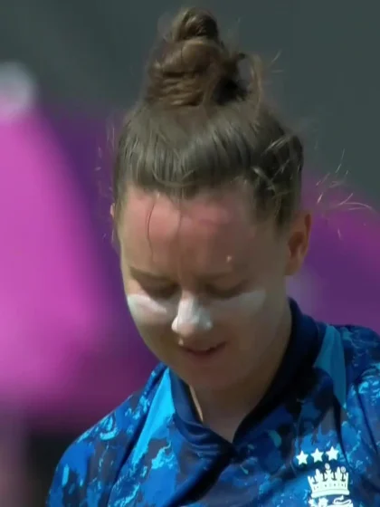 Lea Tahuhu - Wicket - England Women vs New Zealand Women