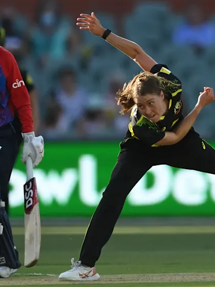 Australia cop Vlaeminck injury blow ahead of third Ashes T20I