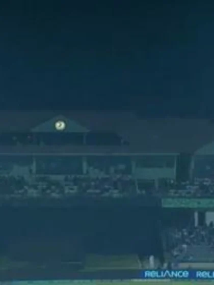 M8: IRE v UAE - UAE Innings Super Sixes