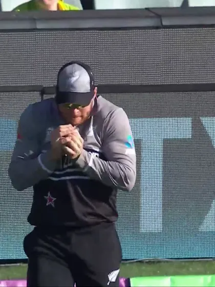 Wicket - Mark Adair - Ireland v New-Zealand ICC T20WC 2022