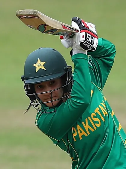 Pakistan survive late scare to go 1-0 up
