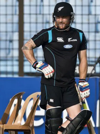 England, New Zealand gear up for wet-ball challenge