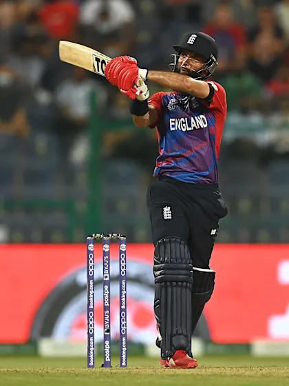 Ali blasts two big sixes