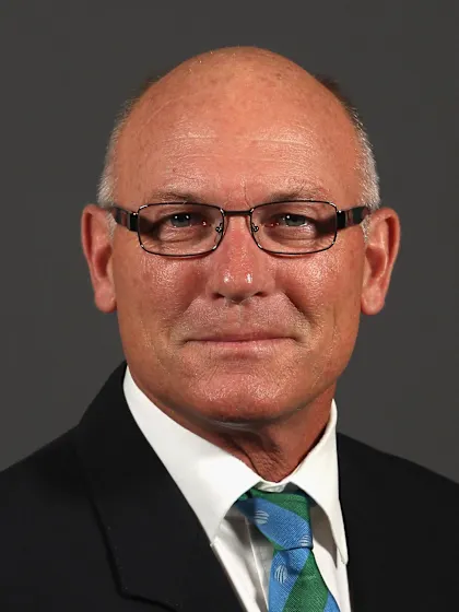 Jeff Crowe reaches 250 ODIs as match referee