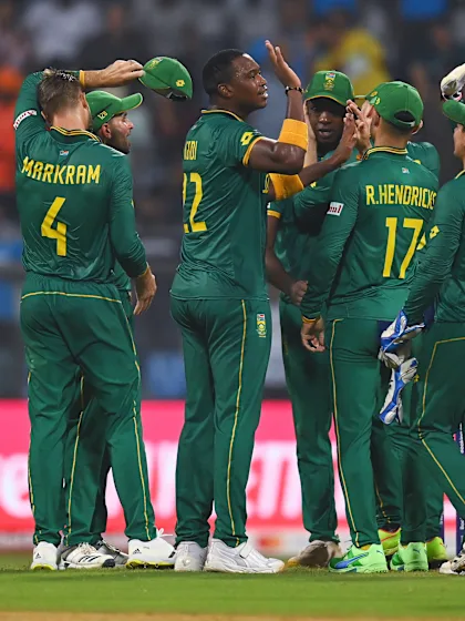 South Africa cruise to massive win over England