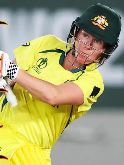 Mooney outwits Goswami in Eden Park thriller | CWC22