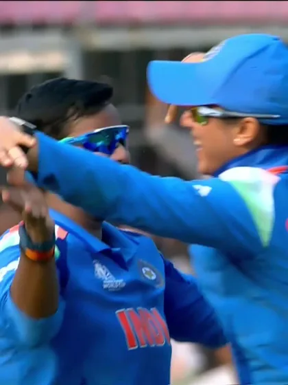 Amy Jones - Wicket - India Women vs England Women