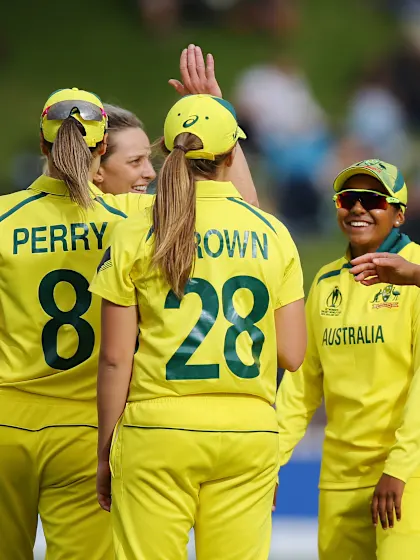 Clinical Australia crush New Zealand in Wellington