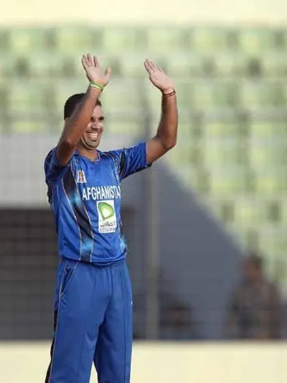 Afghanistan start tri-series with big win