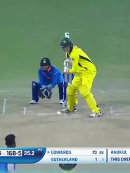 Australia wickets fall v India at U19CWC