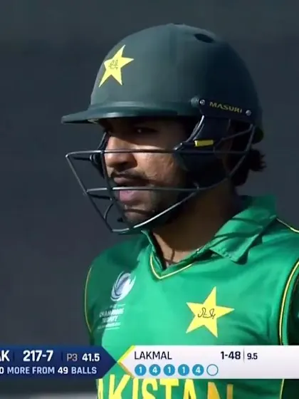 FIFTY: Sarfraz Ahmed brings up his half-century