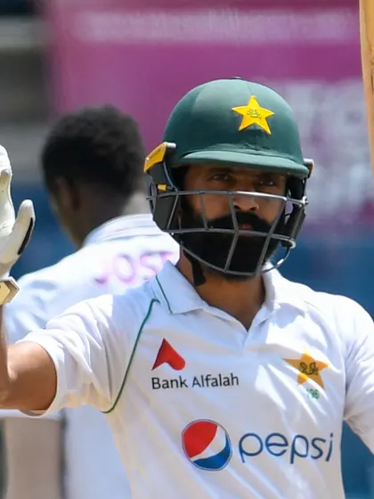 Alam continues resurgence to ignite Pakistan's hopes