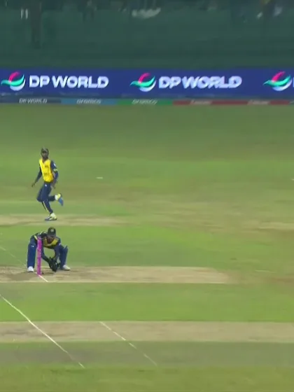 Shadab Khan - Wicket - Sri Lanka vs Pakistan