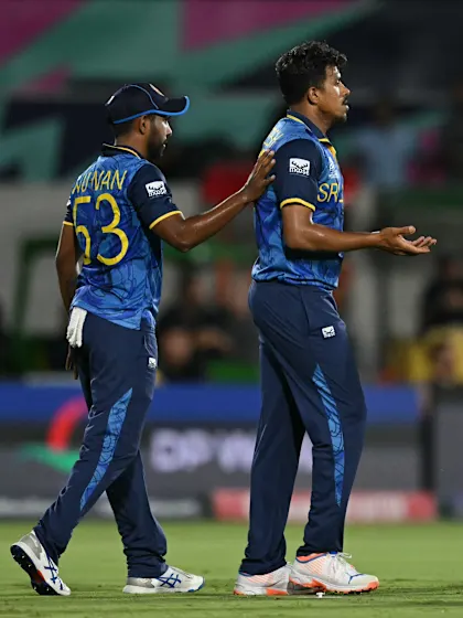 Theekshana takes stunner in the deep to send back Shakib | T20WC 2024