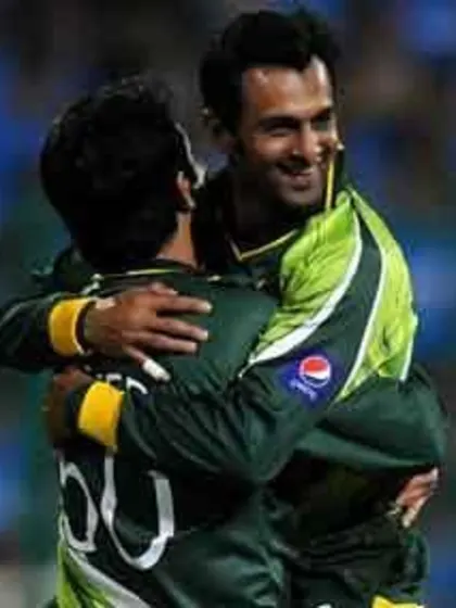 Pakistan beats India in first T20I