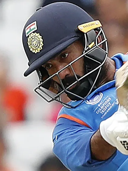 Karthik replaces Rahul for New Zealand ODIs