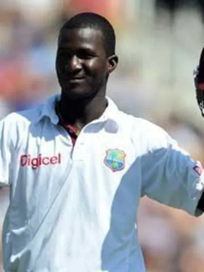 Strauss answers Sammy ton with unbeaten century